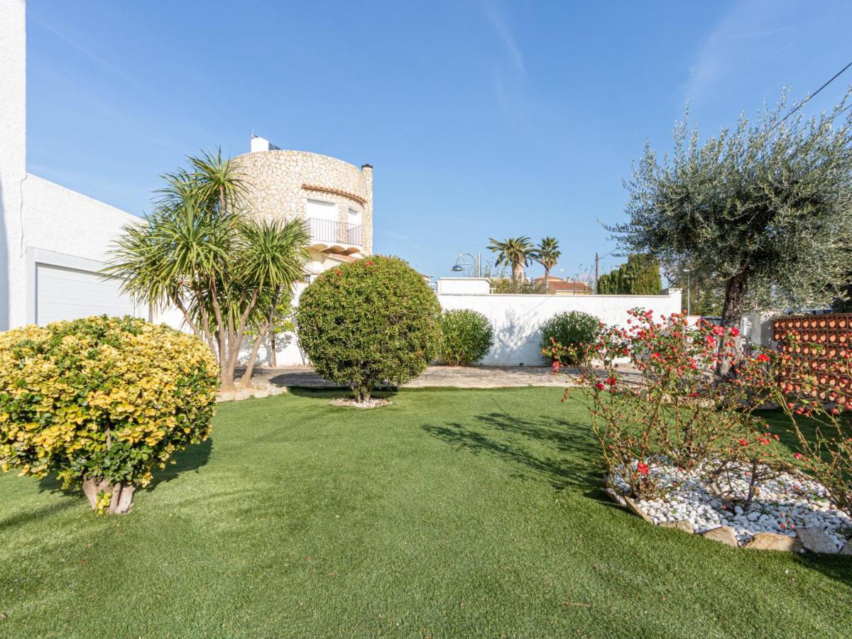 Holiday Home Alberes By Interhome Empuriabrava Exterior photo