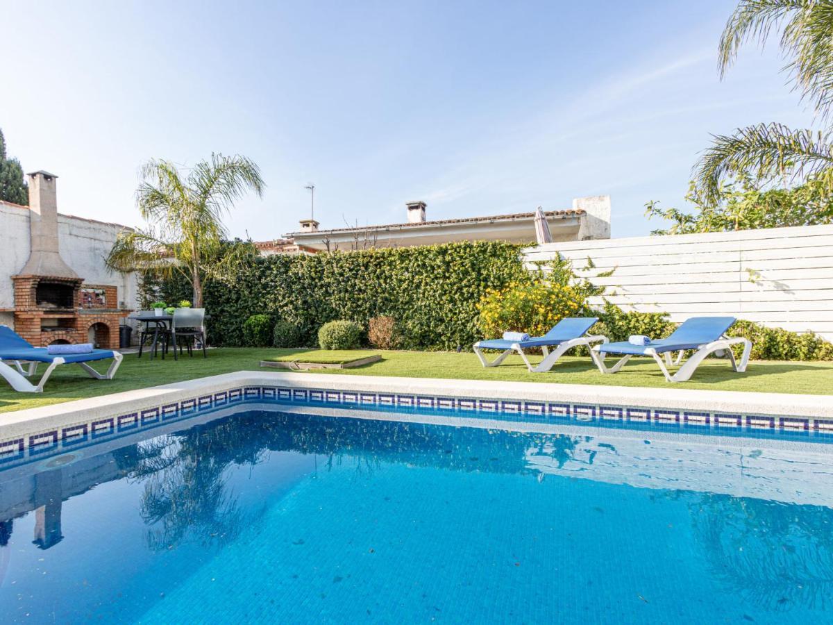 Holiday Home Alberes By Interhome Empuriabrava Exterior photo